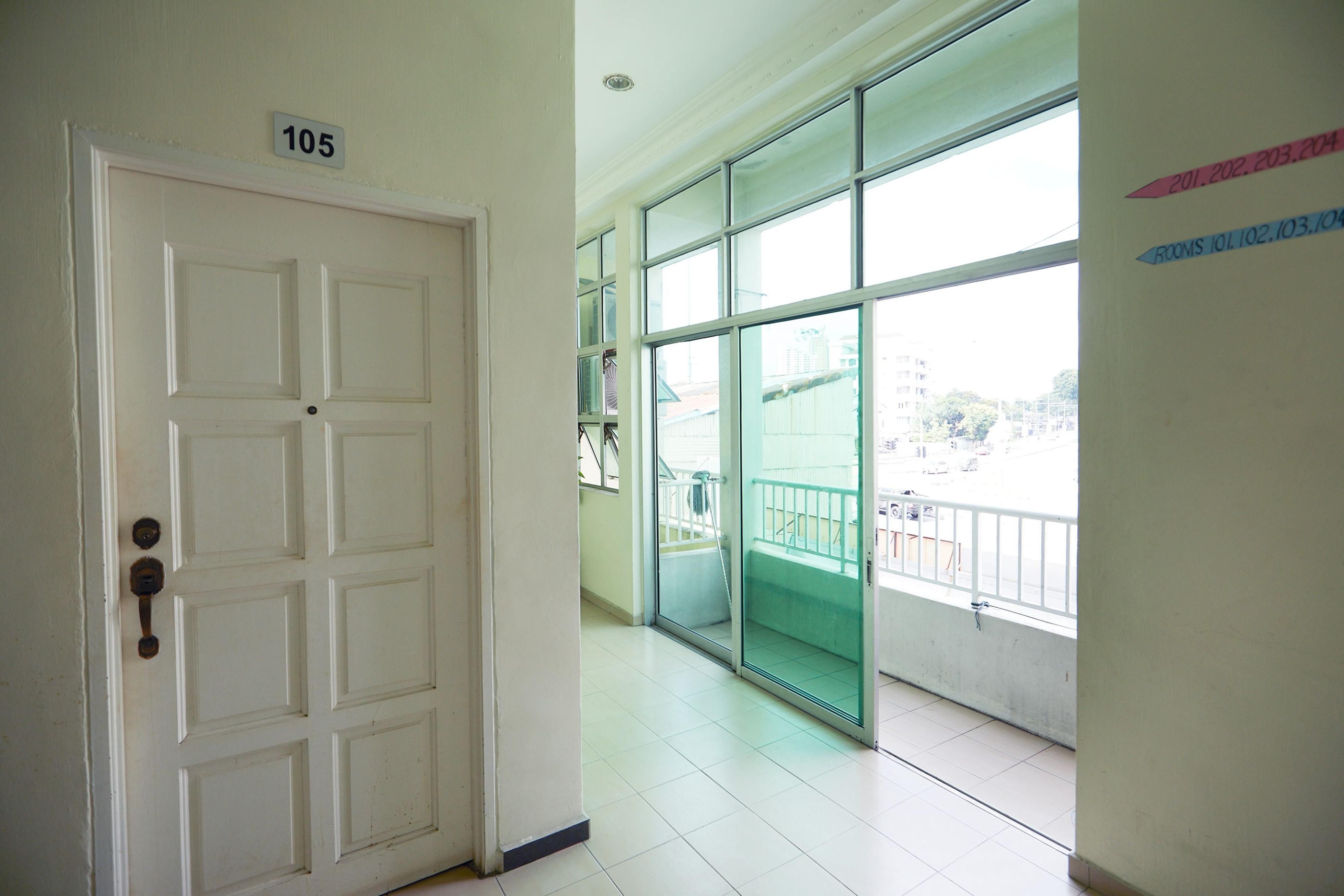 Gurney Inn George Town Exterior photo